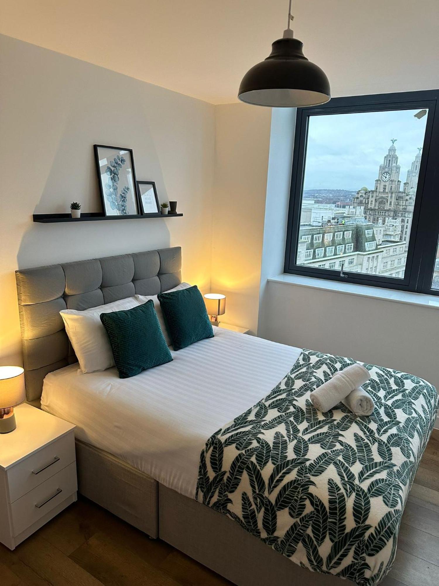 Stunning City View Apartment By Central Stay Liverpool Exterior photo